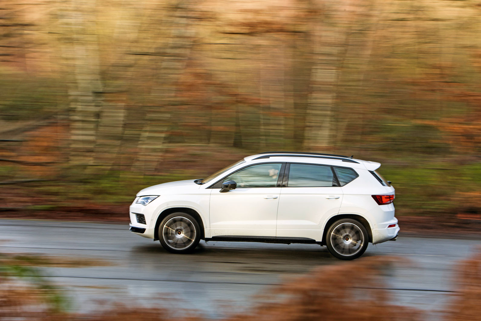 Cupra Ateca 2019 road test review - hero side