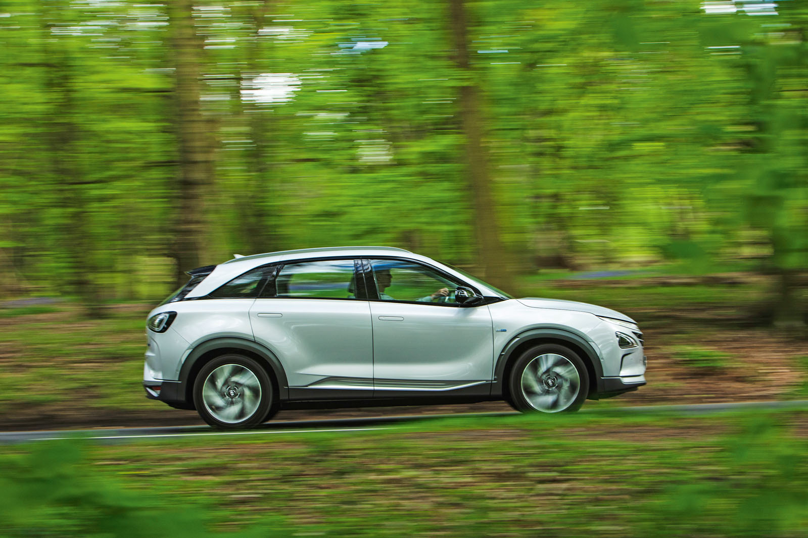 Hyundai Nexo 2019 road test review - hero side