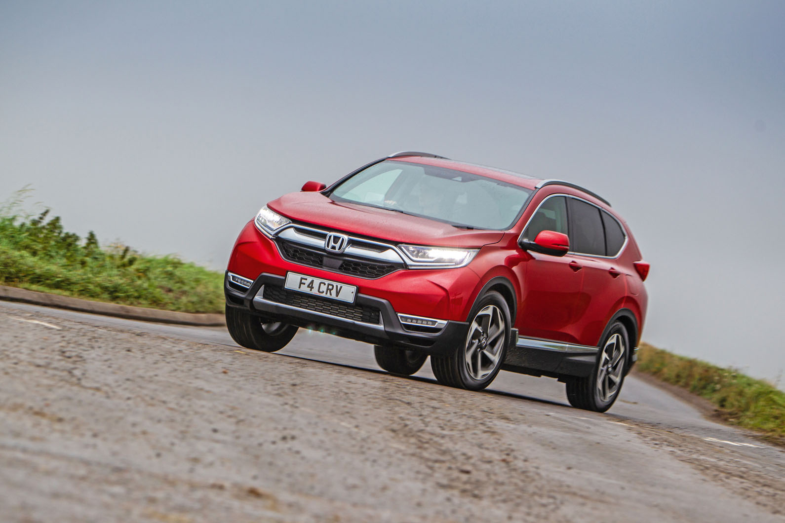 Honda CR-V 2018 road test review - cornering front