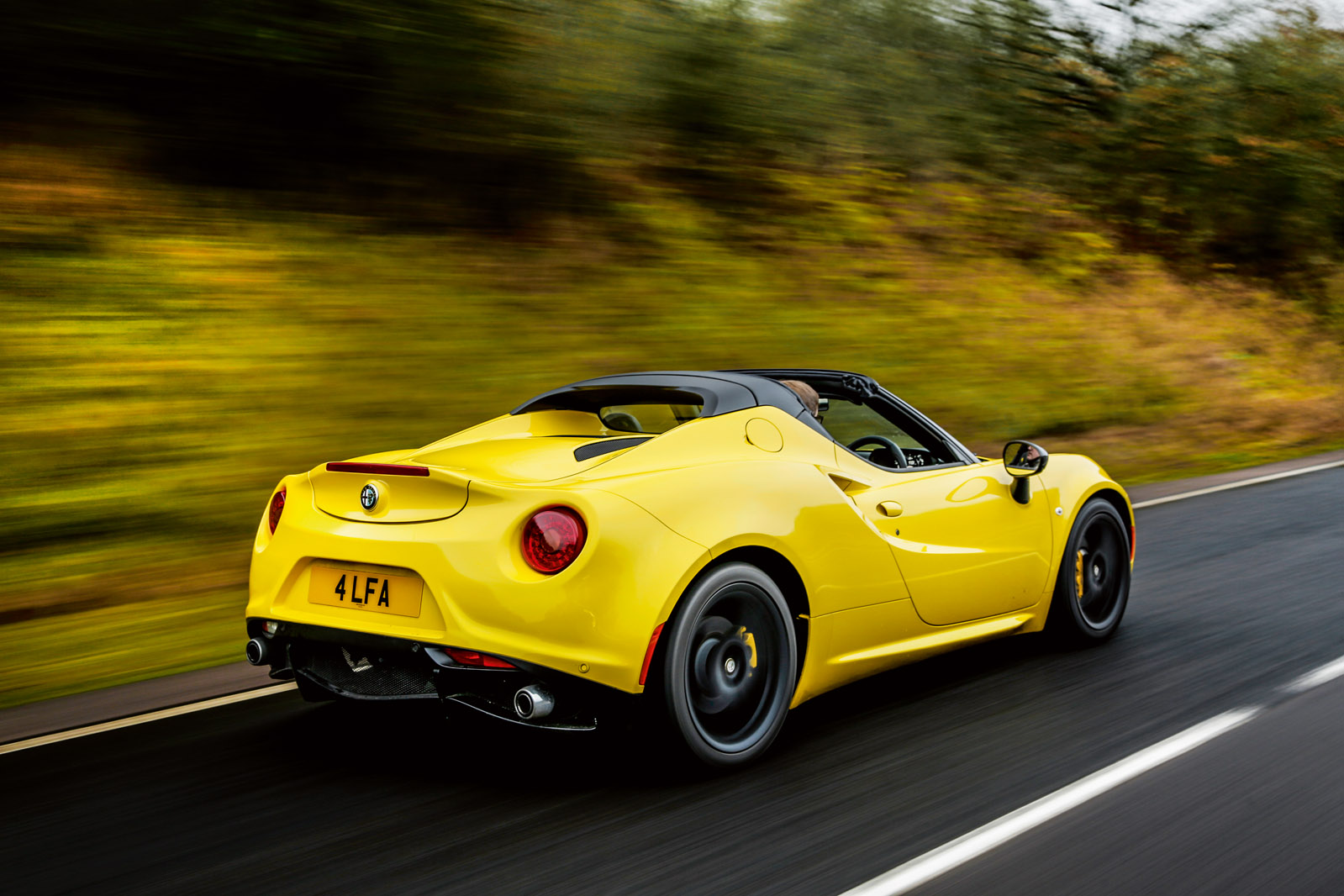 Alfa Romeo 4C Spider rear