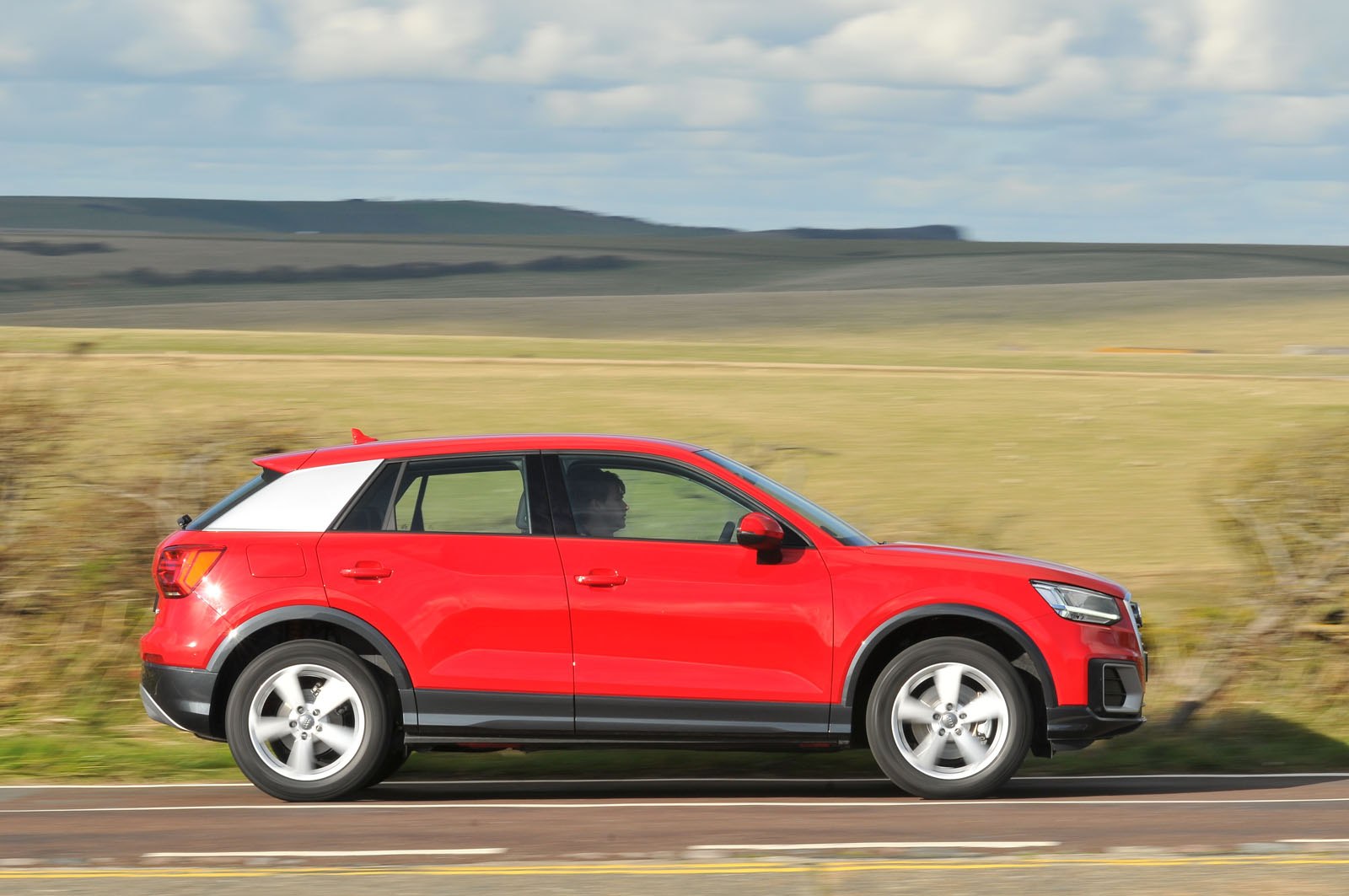 Audi Q2 side profile