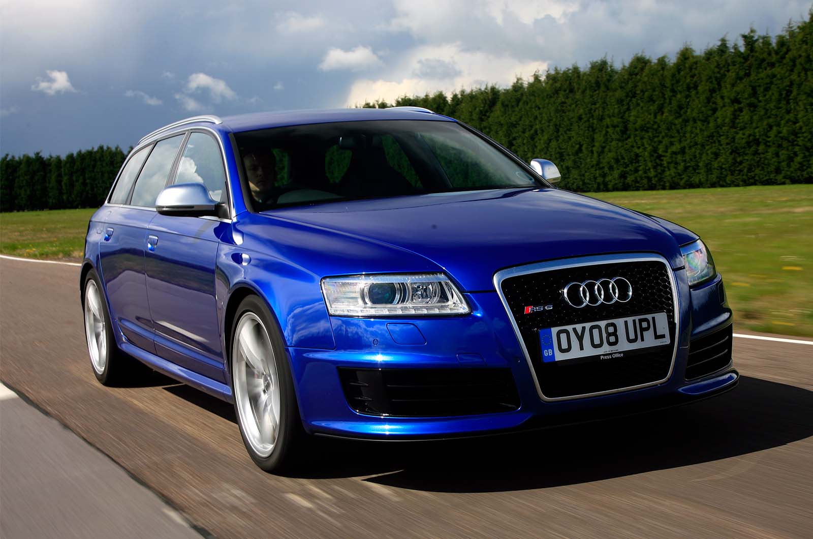 https://d2km96w3x5blkf.cloudfront.net/best_value_used_cars_audi_rs6_avant