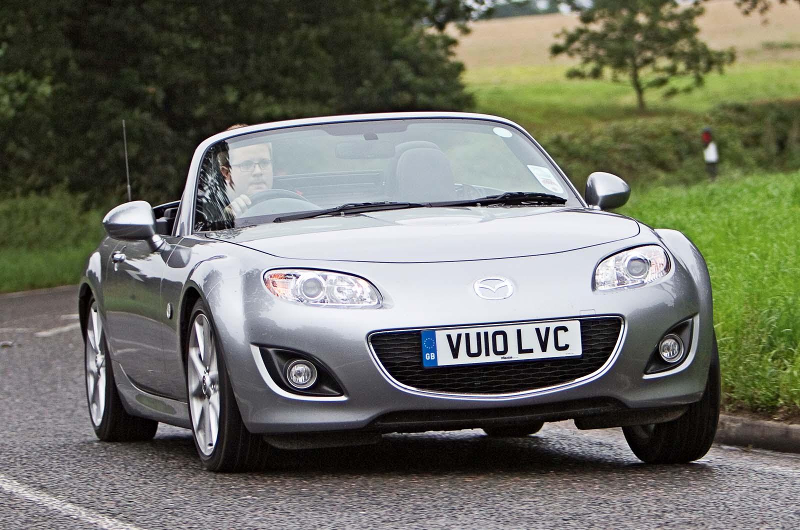 https://d2km96w3x5blkf.cloudfront.net/%20best_value_used_cars_mazda_mx5