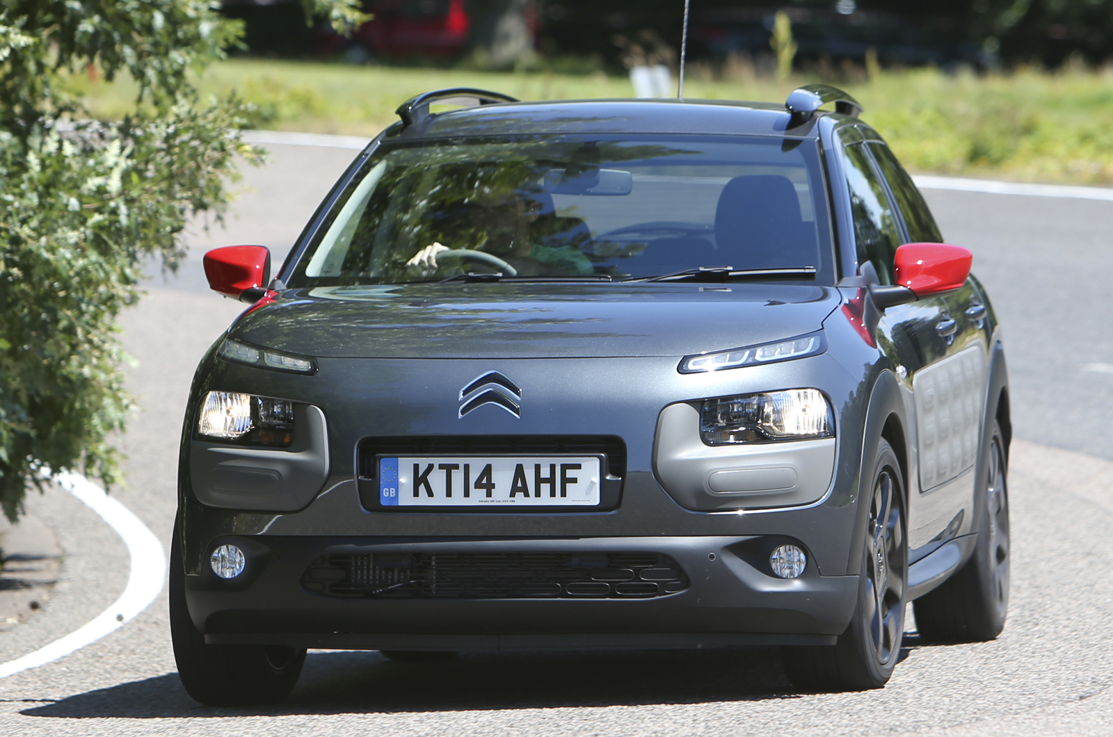 Citroën C4 Cactus cornering