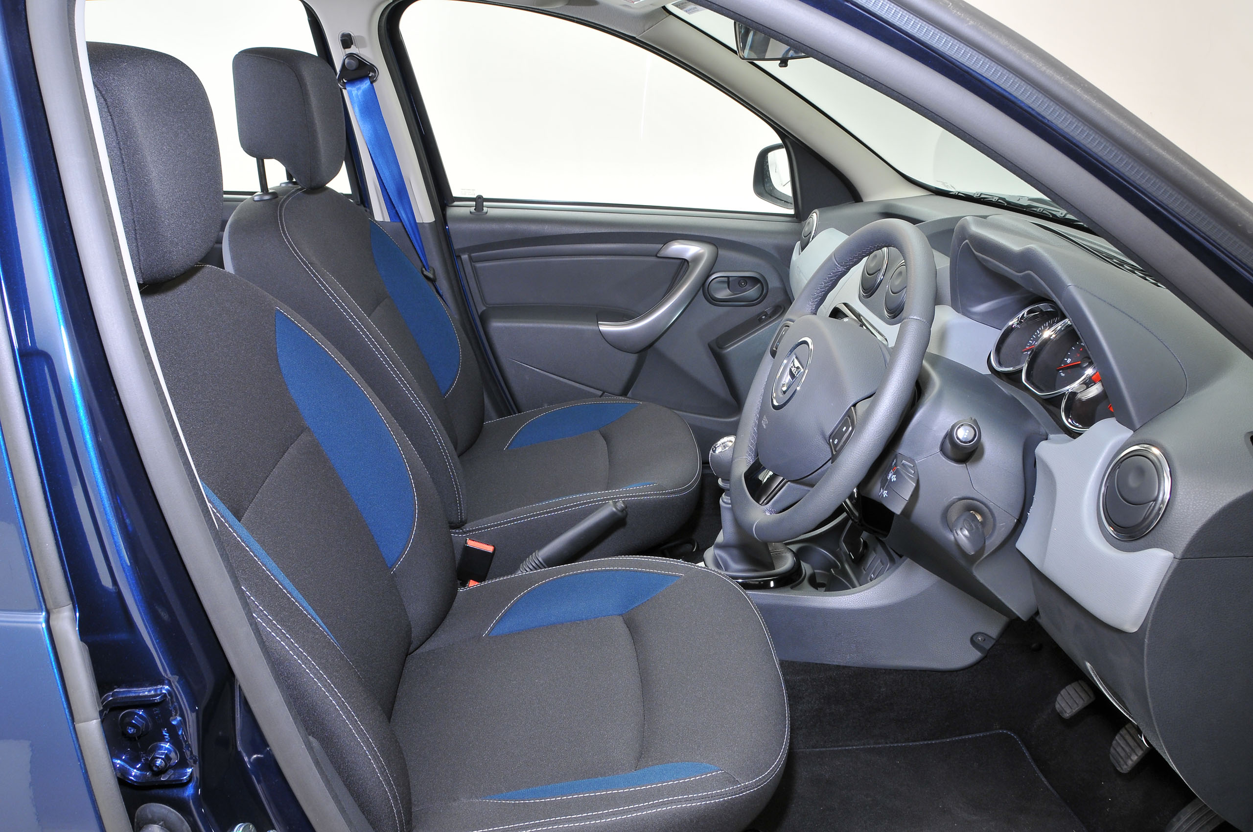 Dacia Duster interior