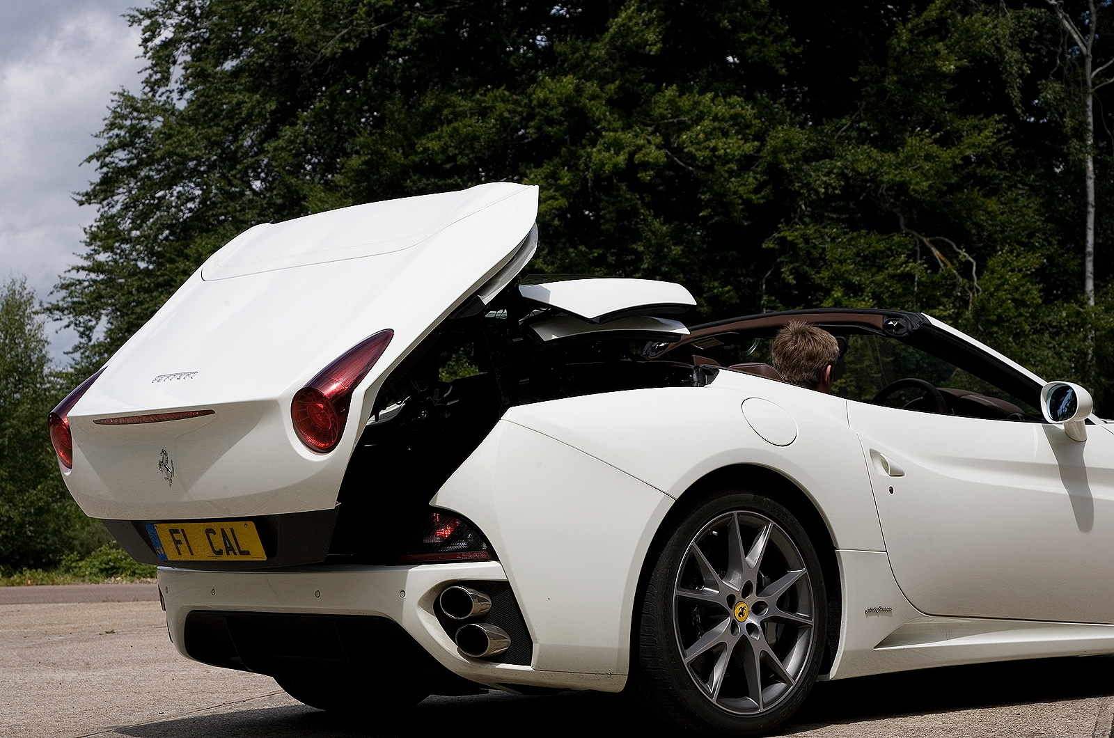 Ferrari California folding roof