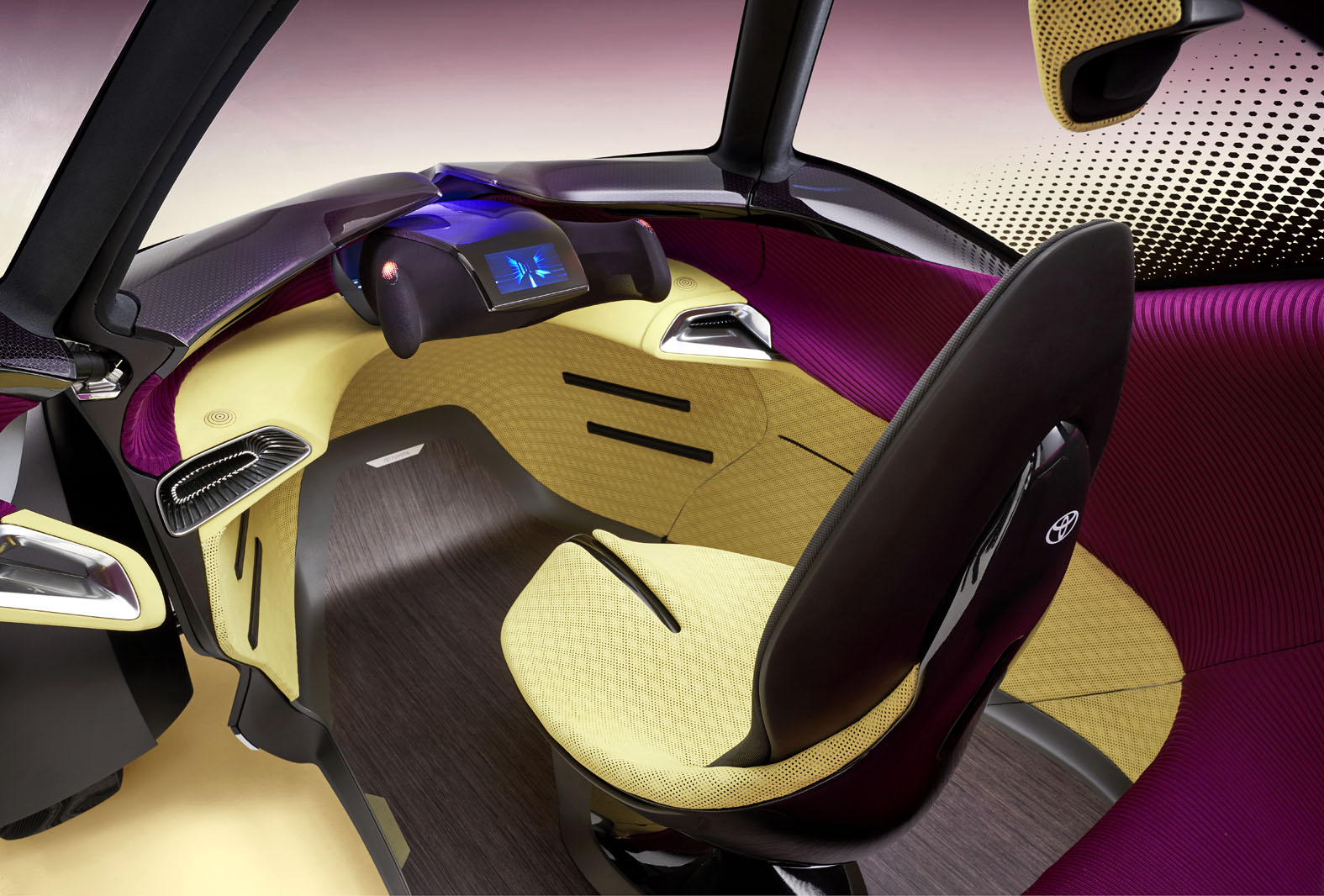 2017 Toyota concept i tril interiordet 04