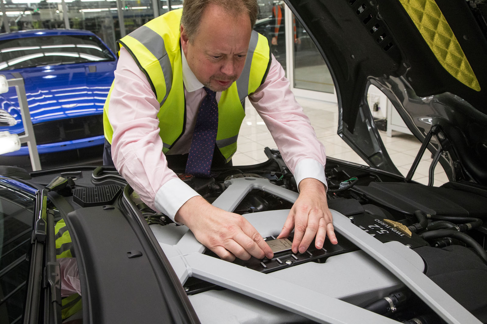 Andy aston sign off 0910