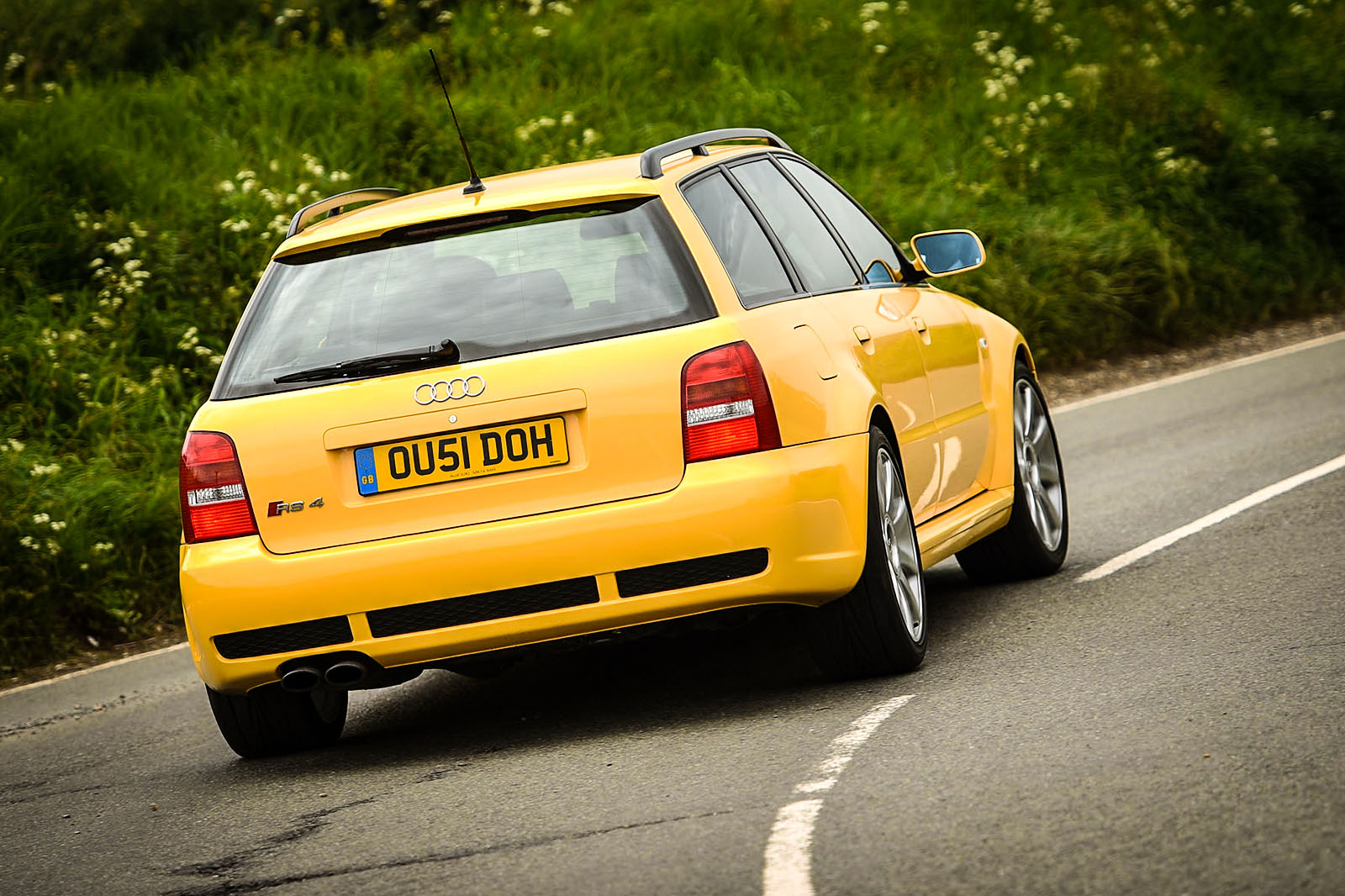 Audi rs4avant ubg 935