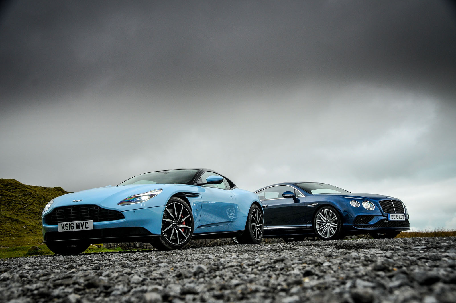 Db11 vs conti gt web 041