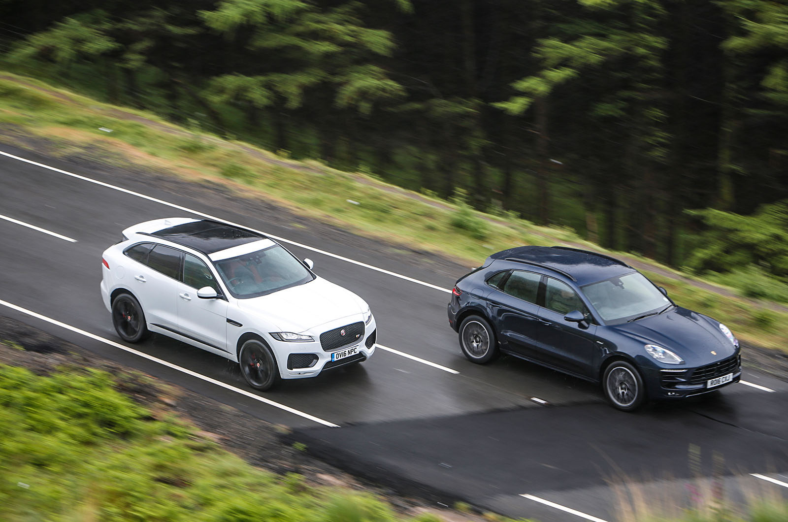 F pace vs macan 252 0