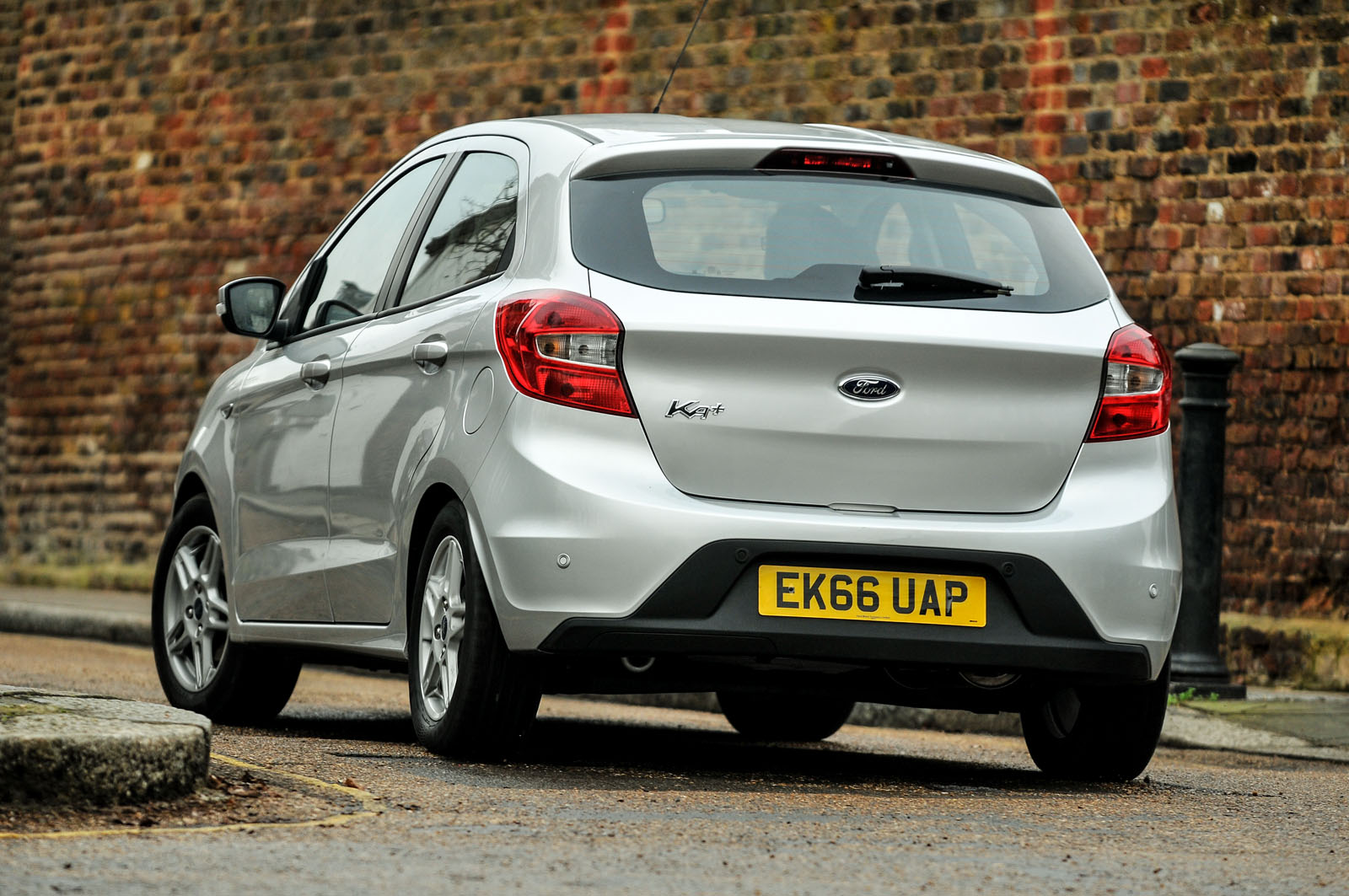 Ford ka lthello 090