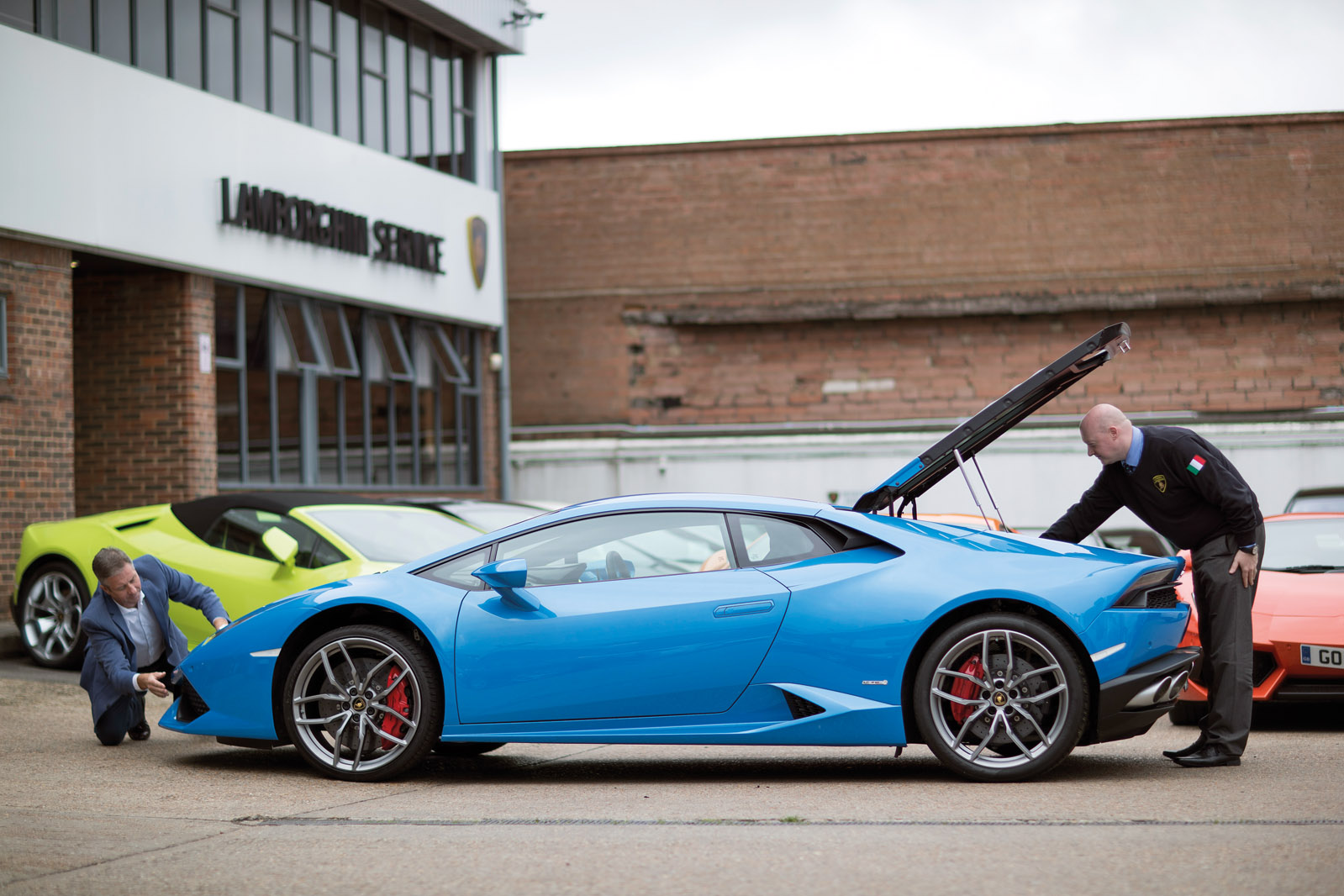 How to buy a supercar 0483