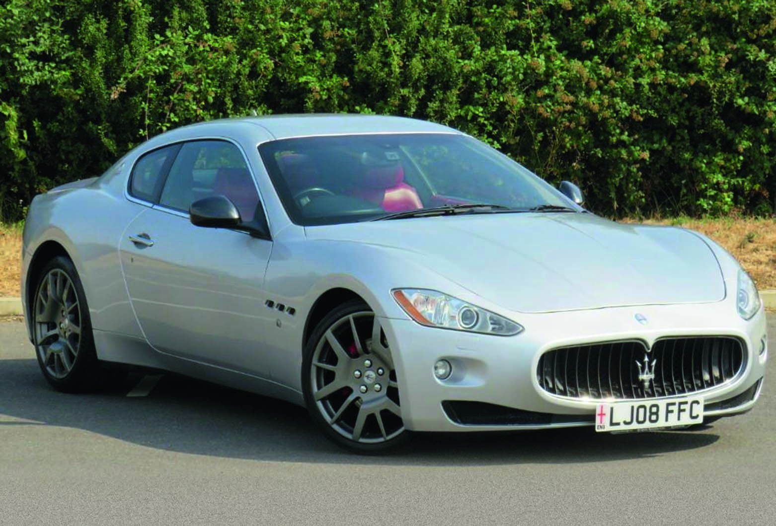 Maserati granturismo v8 318141501 1