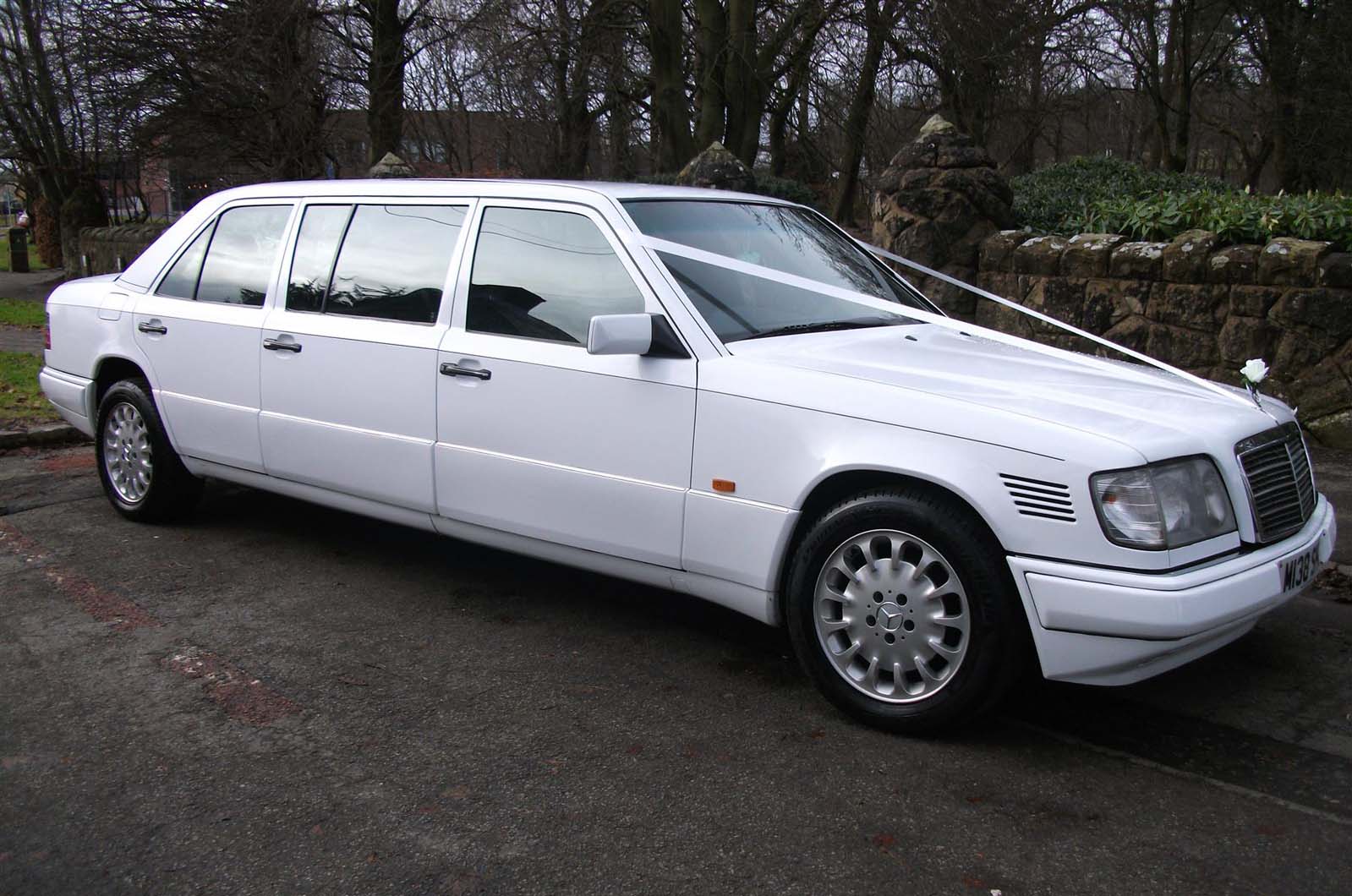 Mercedes benz e class e 300d s3523308 1