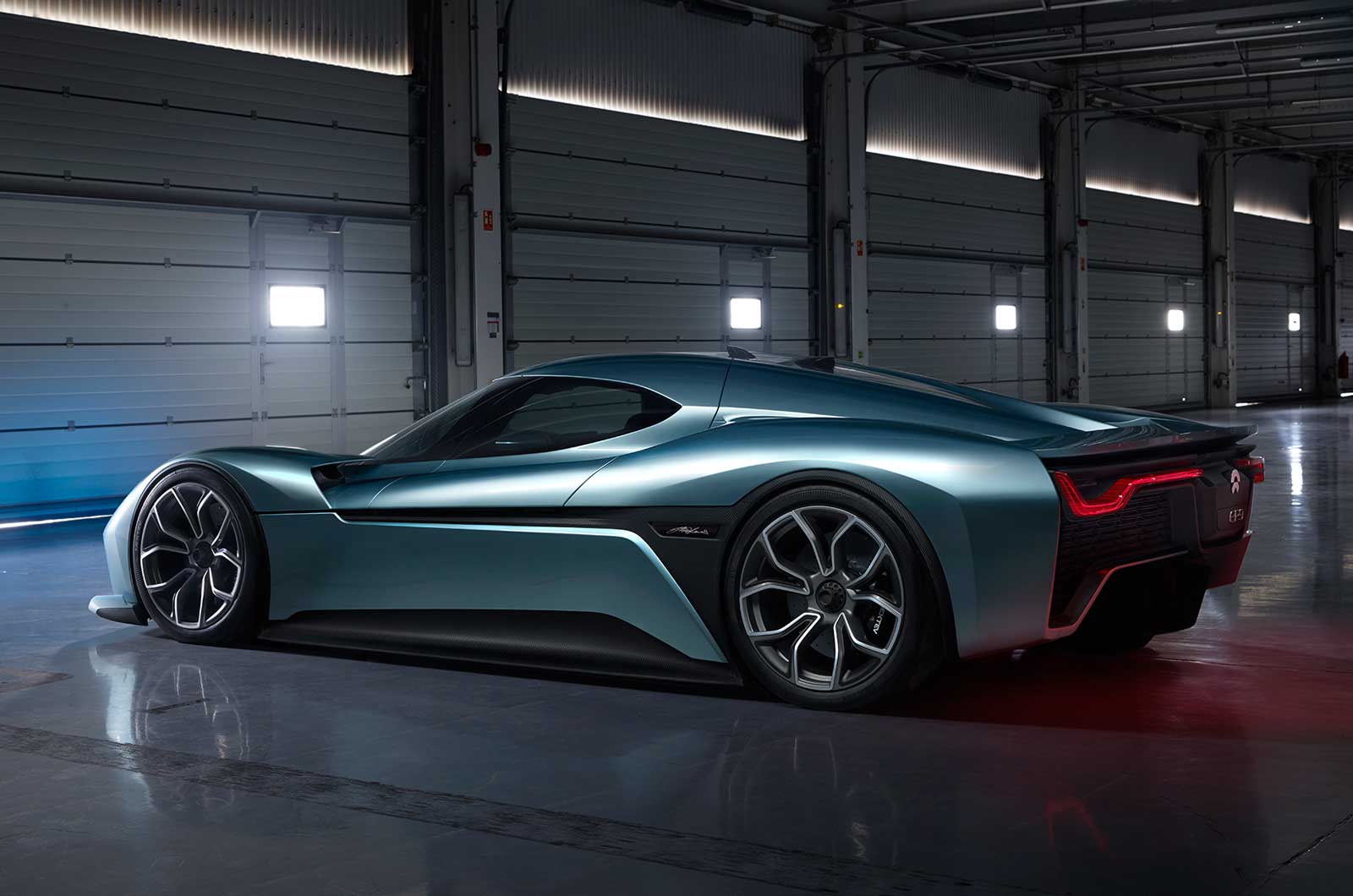 Nio ep9 rear34