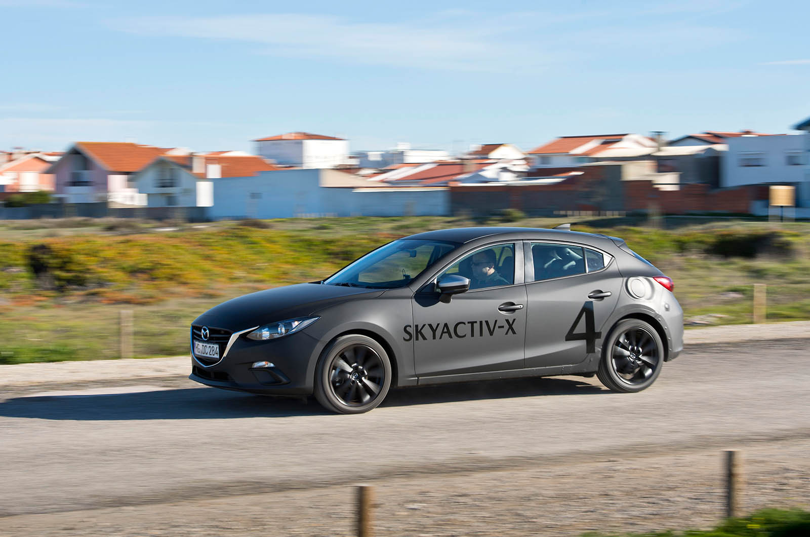 Skyactiv x porto driving 24