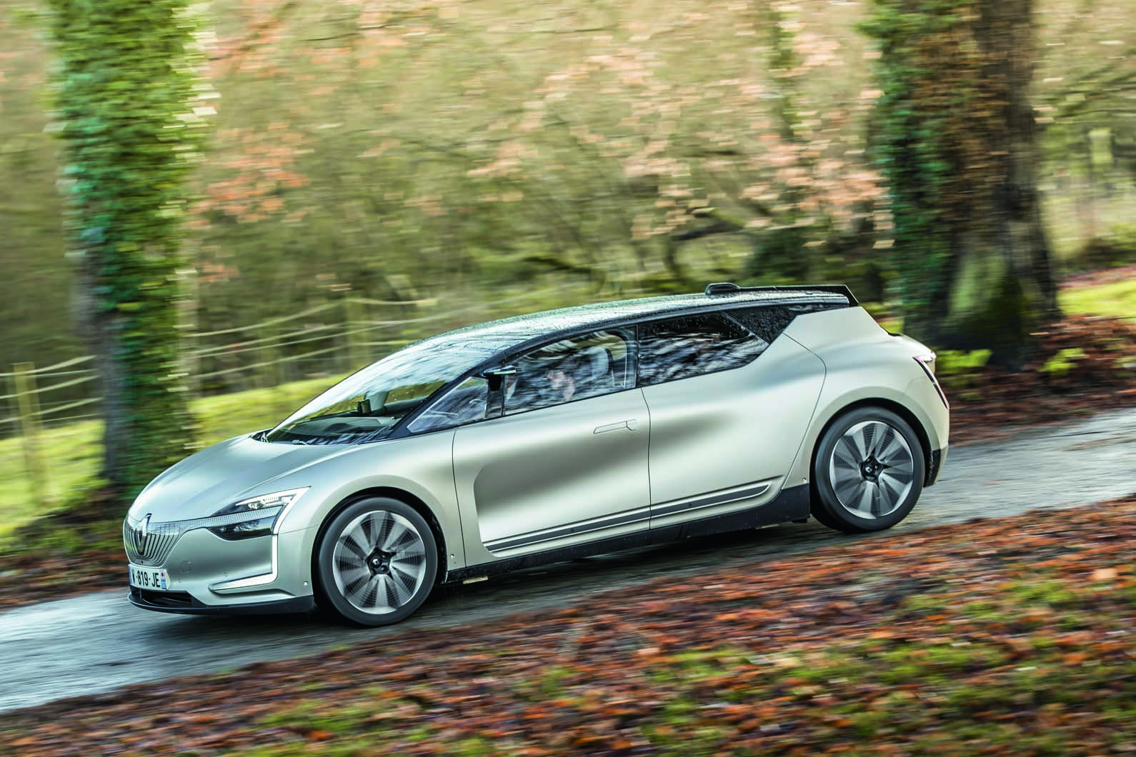 Symbioz concept demo car   stuart price   december 2017 2