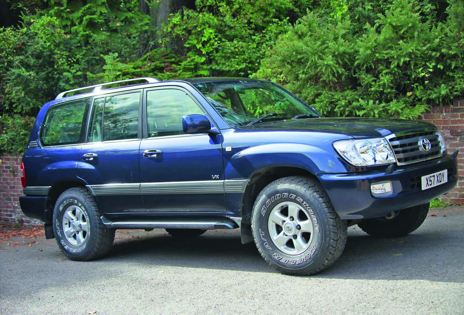 Toyota land cruiser vx s3650410 1