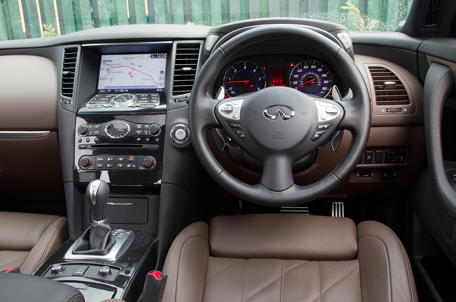 Infiniti FX dashboard