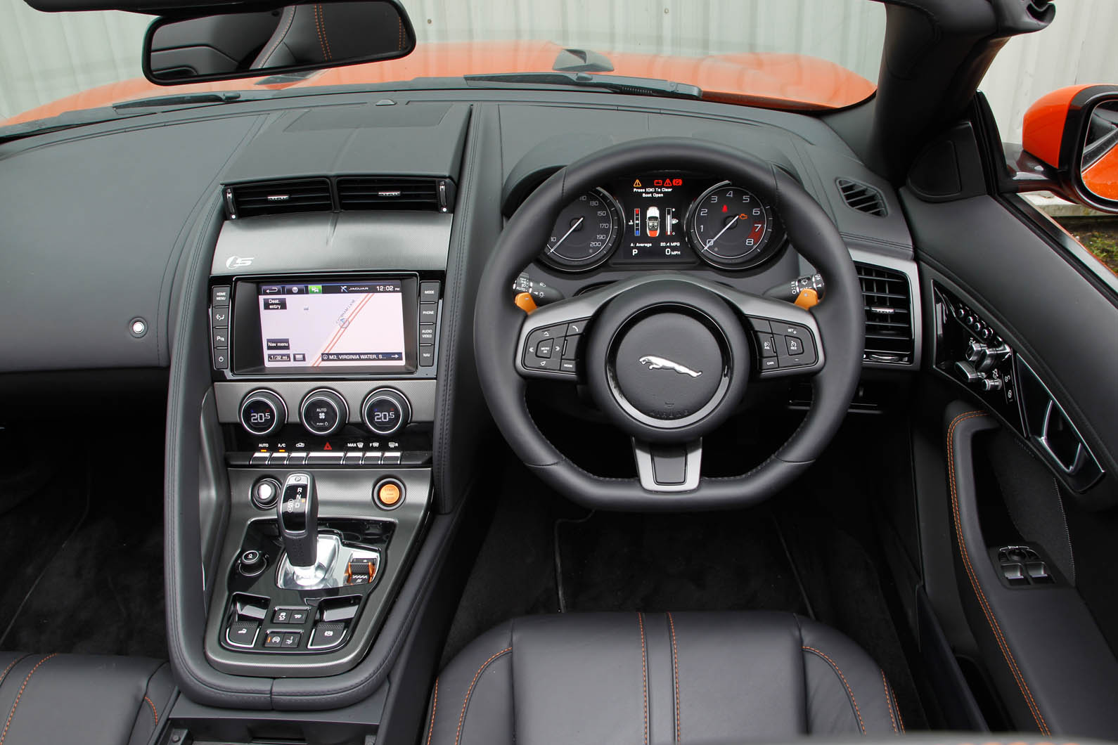 Jaguar F-Type dashboard