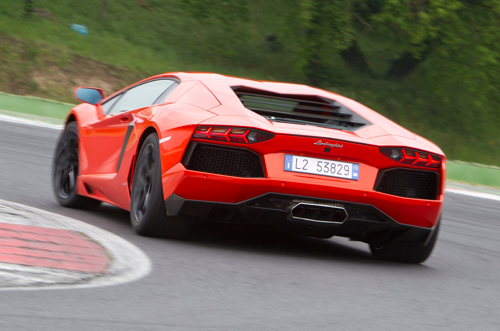 Lamborghini Aventador rear hard cornering