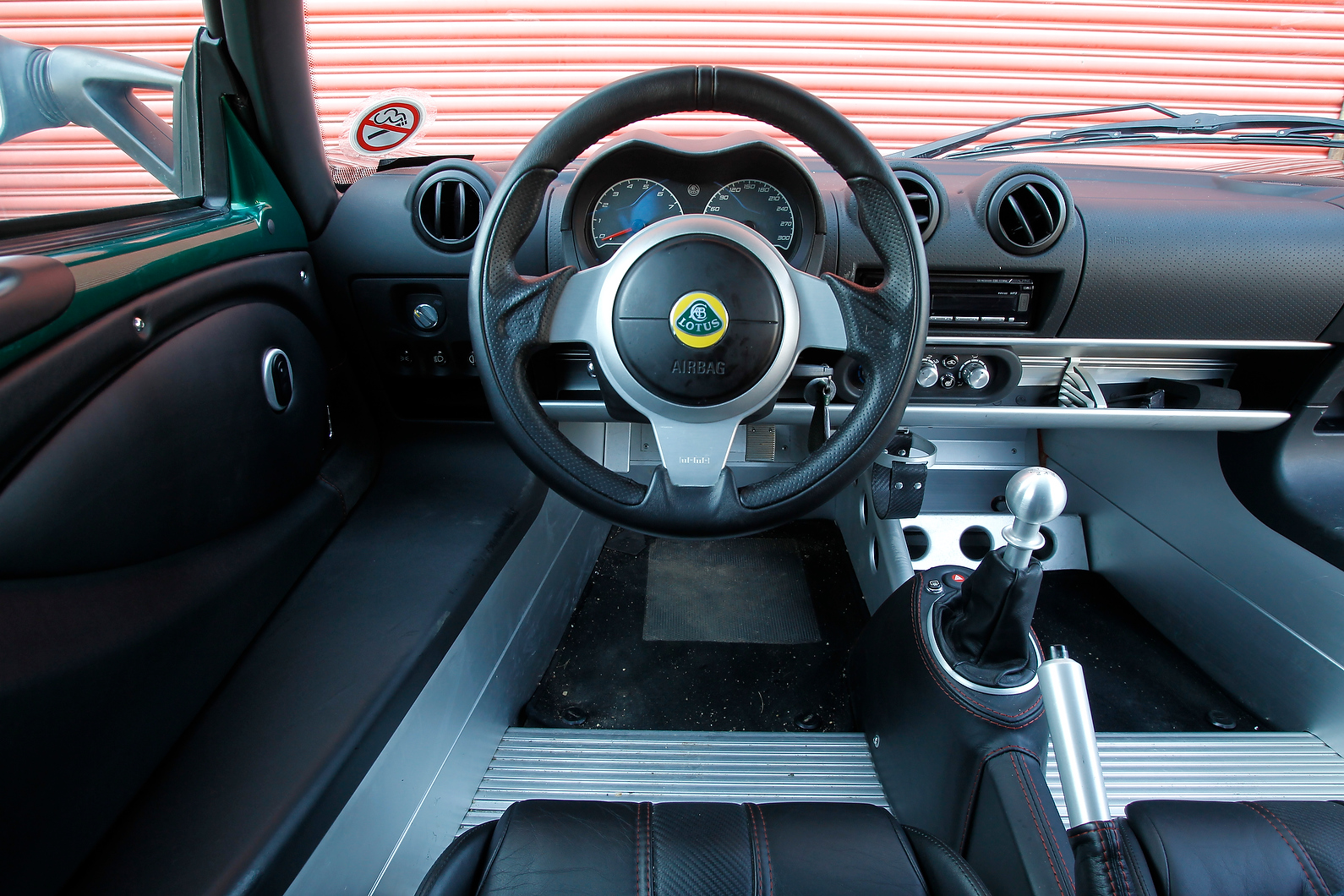 Lotus Exige S dashboard