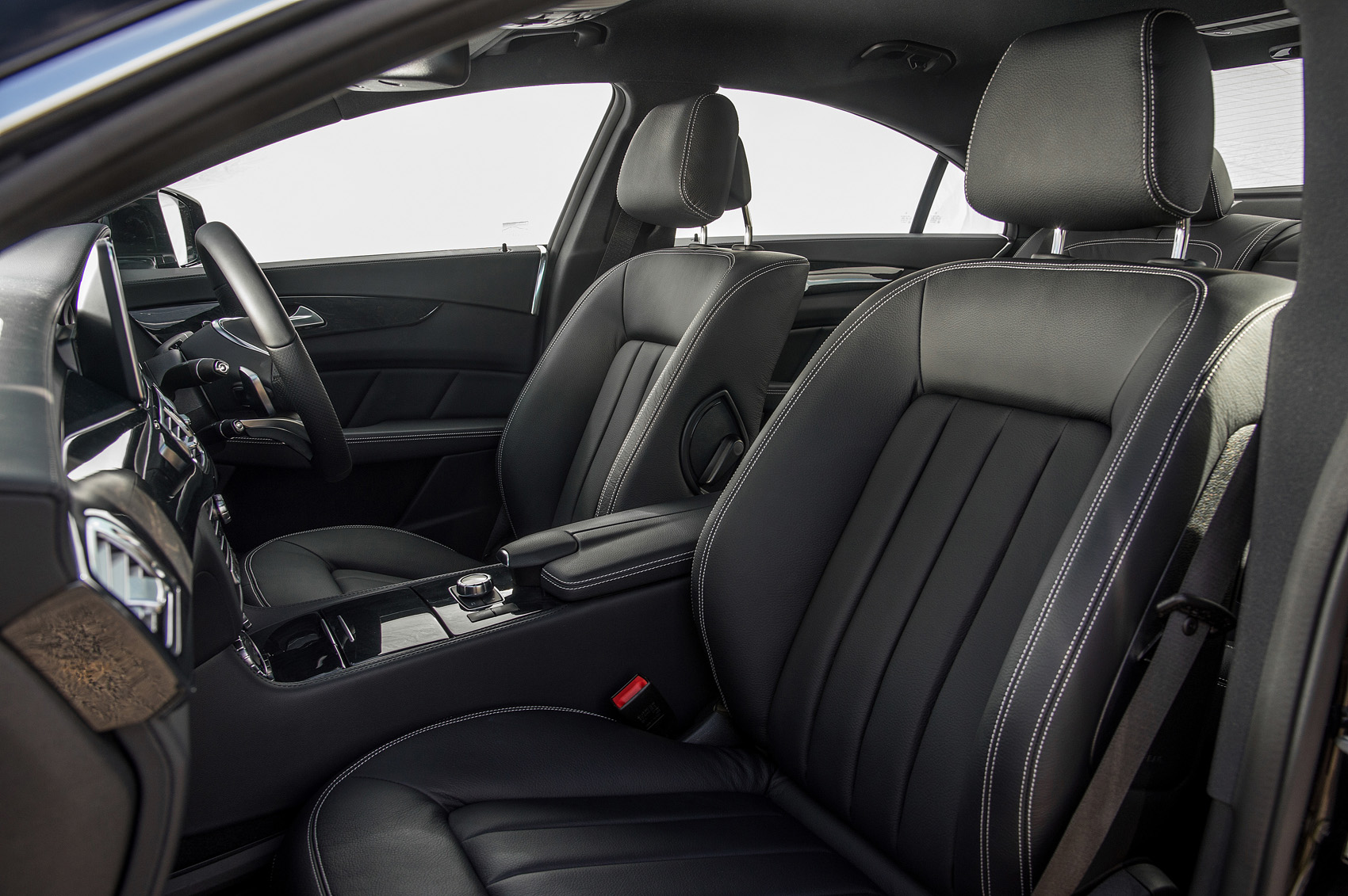 Mercedes-Benz CLS interior