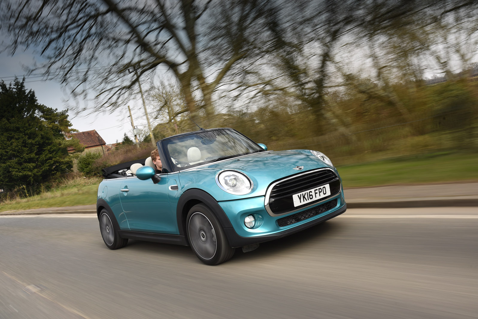 Mini Convertible cornering