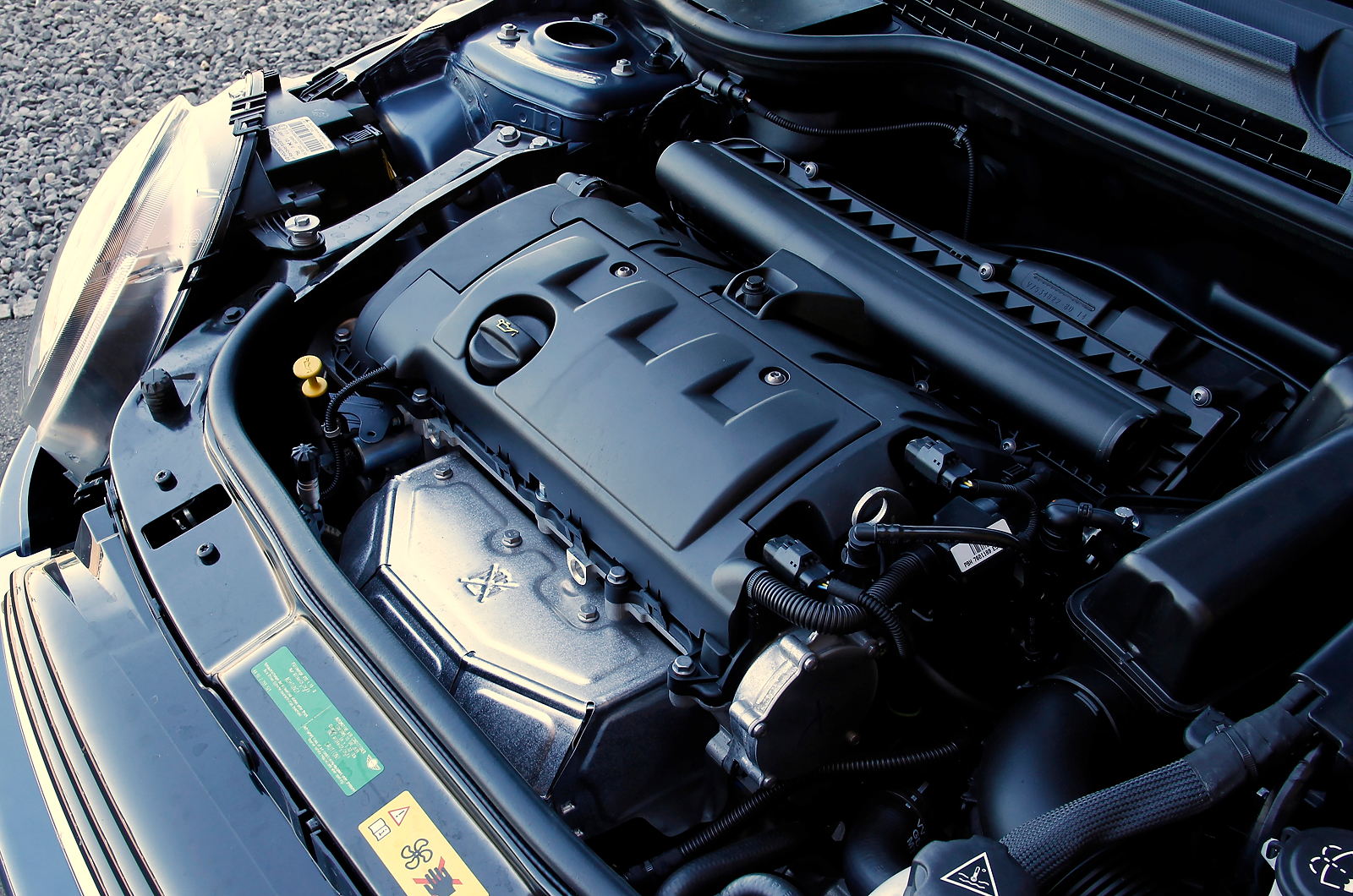 Mini Hatch 1.6-litre petrol engine