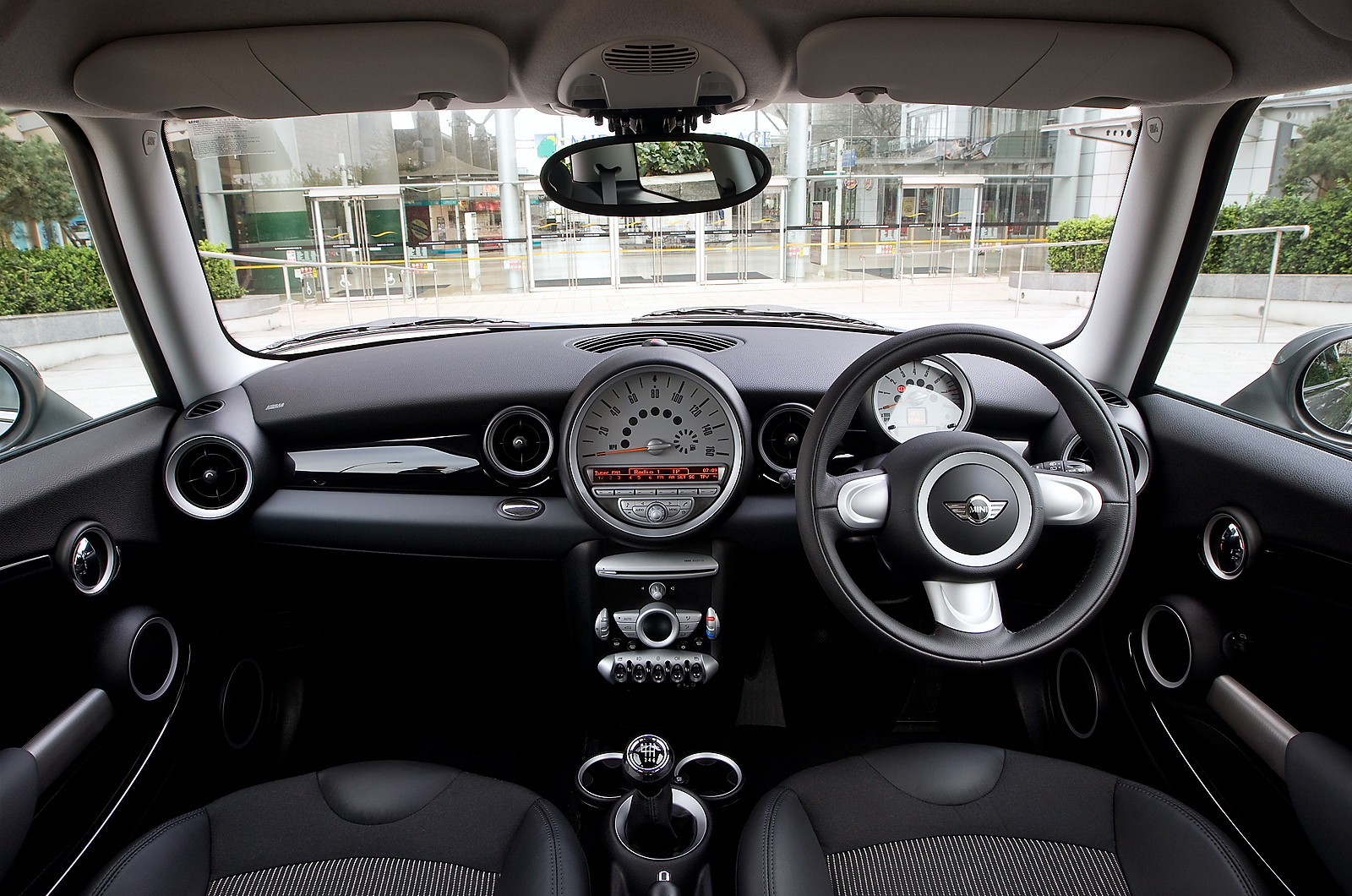 Mini Hatch dashboard