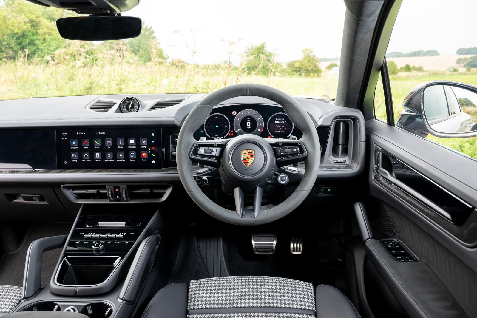 porsche cayenne gts review 2024 09