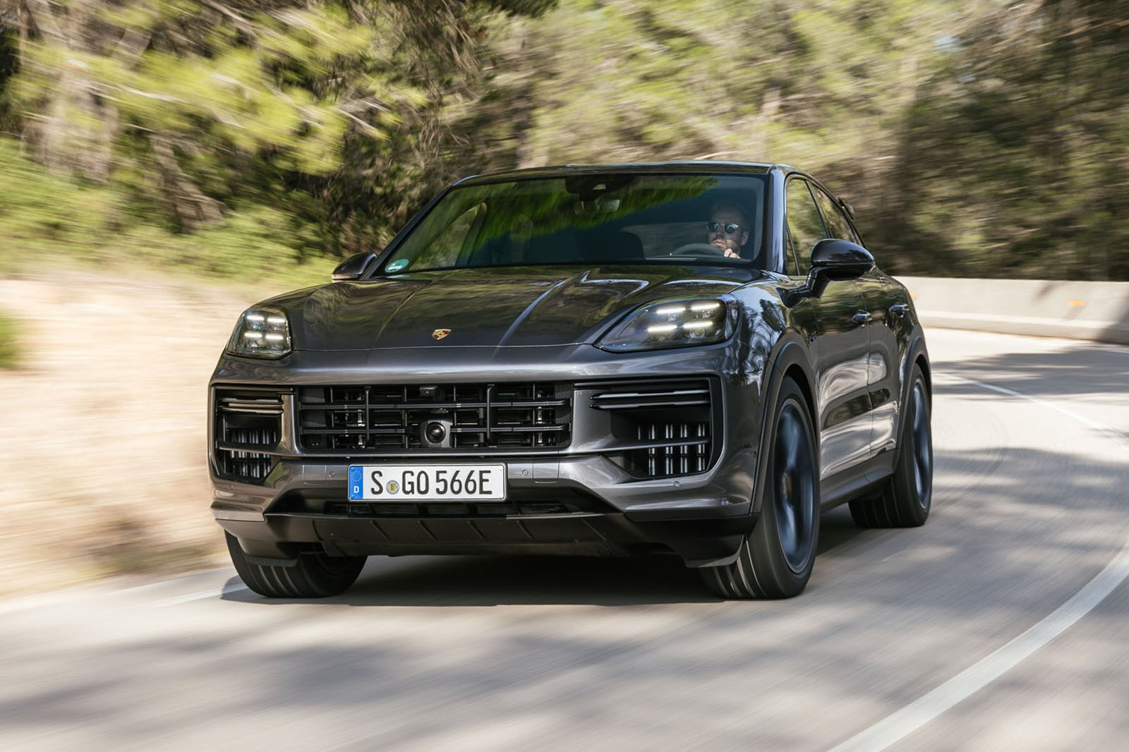 porsche cayenne turbo e hybrid 017 tracking frton