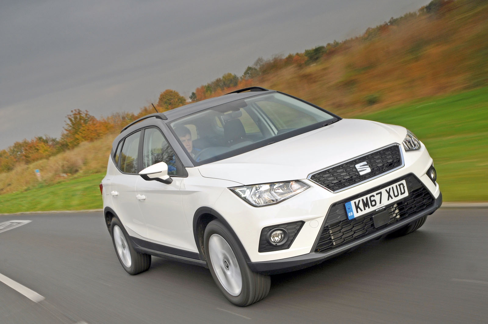 Seat Arona on the road