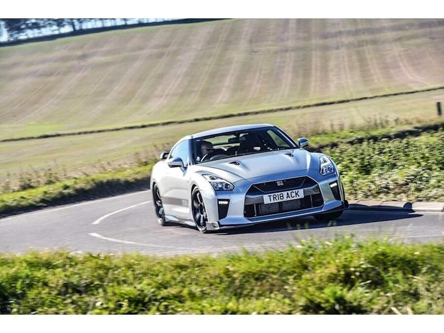 0 Nissan gt r track edition 2018 tracking front
