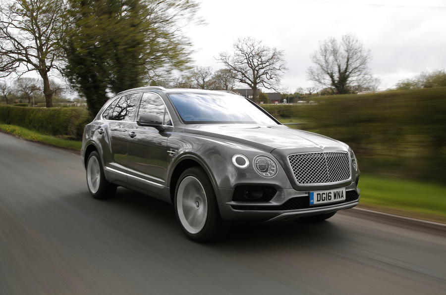 1 Bentley bentayga 2016 hero front