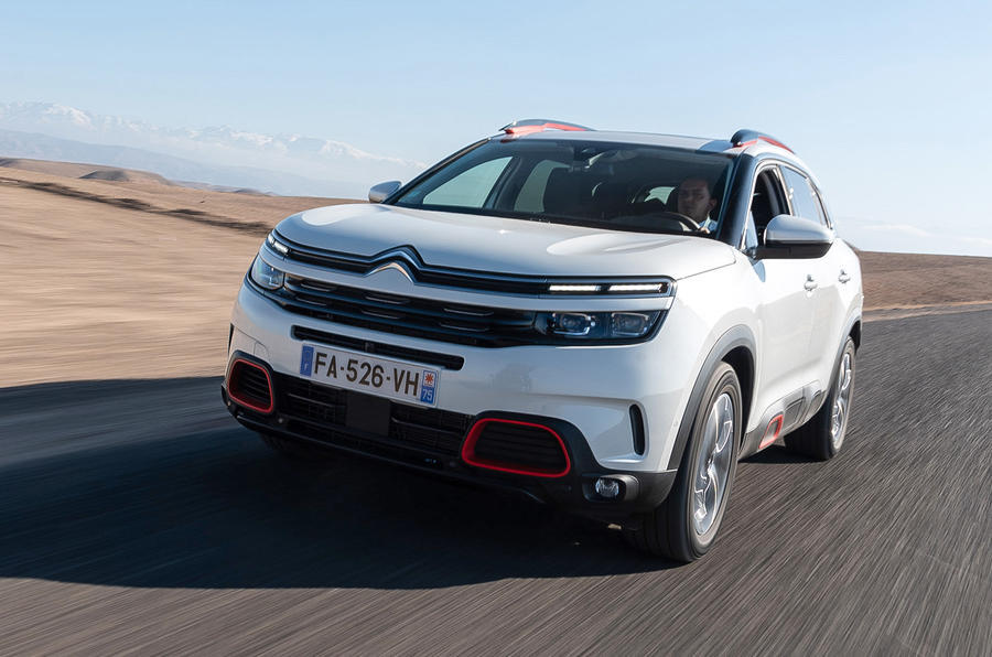 1 Citroen c5 aircross 2018 fd hero front 0