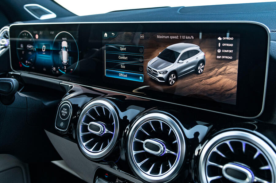 1 Mercedes benz infotainment screen 2020