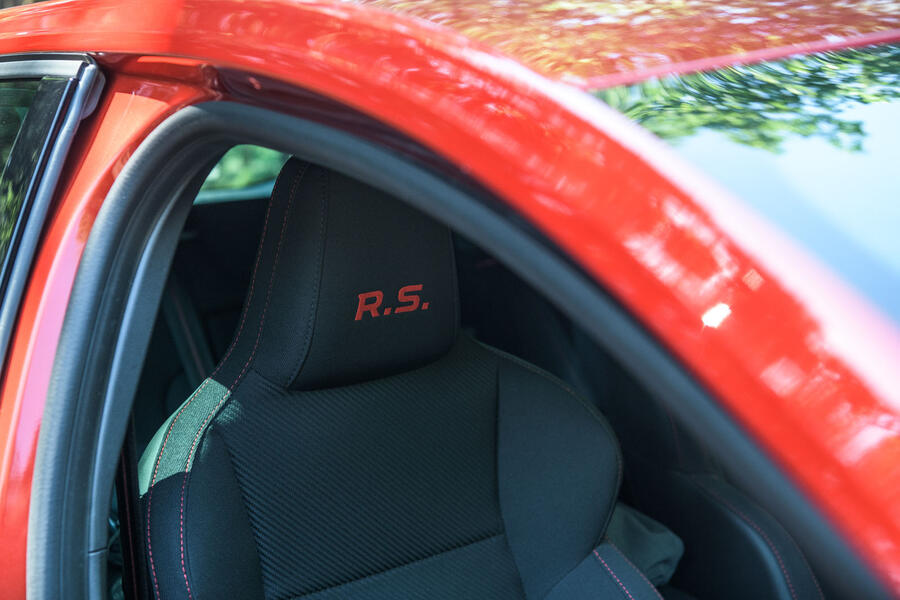 11 Renault megane rs 280 2019 front seats