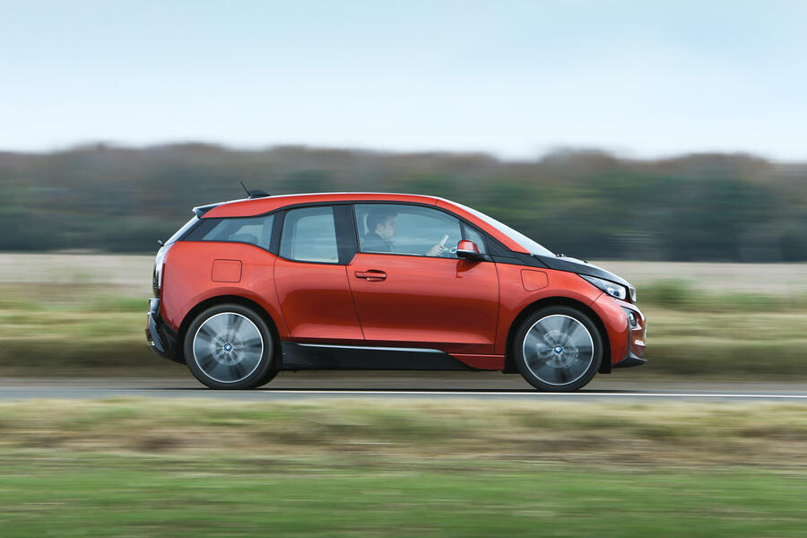 13 Bmw i3 hero side