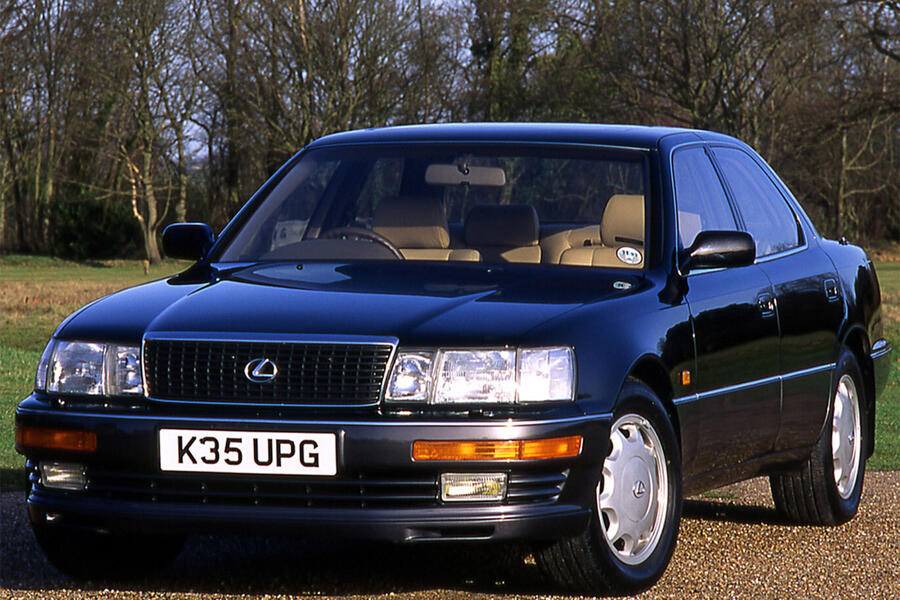 15 Lexus ls static front