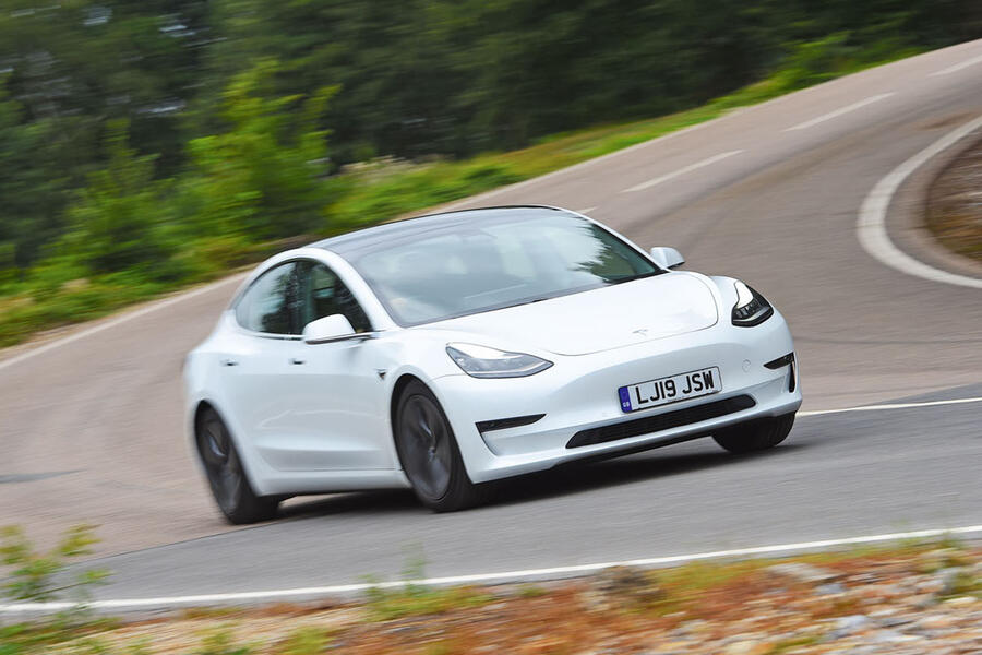 15 Readers q   tesla model 3 copy