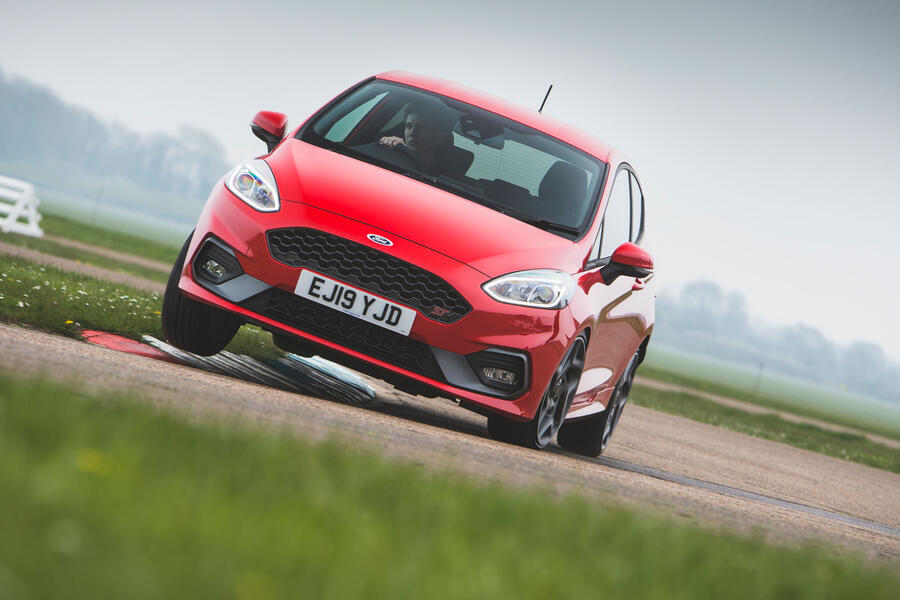 16 Ford fiesta st
