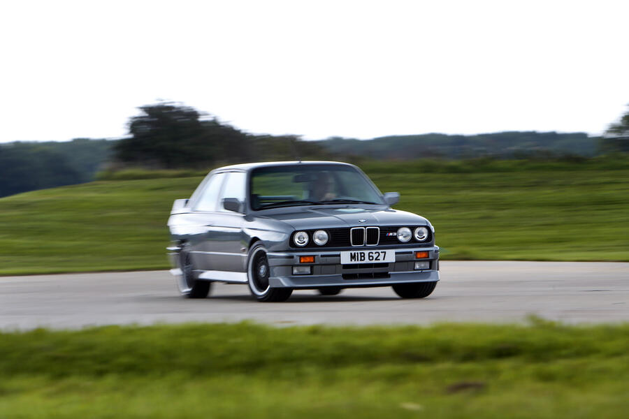 16 Bmw m3 e30 tracking front