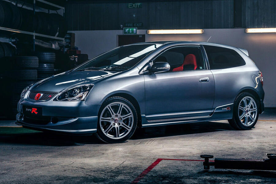 17 104307 2005 Honda civic type r