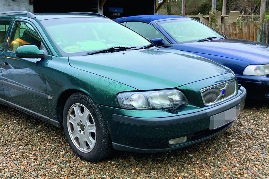18 Volvo v70