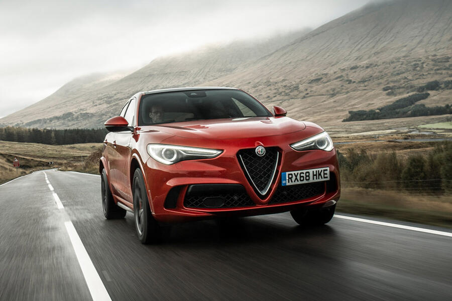 2 Alfa romeo stelvio hero front
