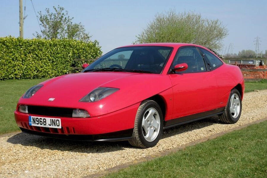 2 Fiat coupe static front