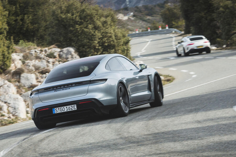 2 Gamechanger porsche taycan drift