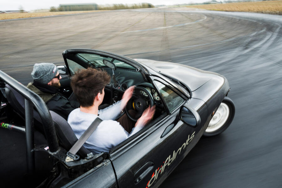 2 Mazda mx 5 hero overhead